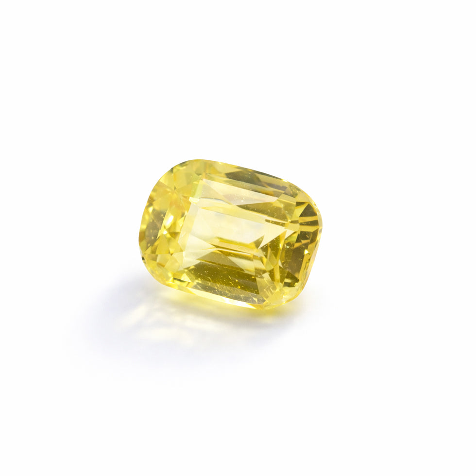 Natural Yellow Sapphire – Certified| 1.58ct Carat Step Cushion Cut