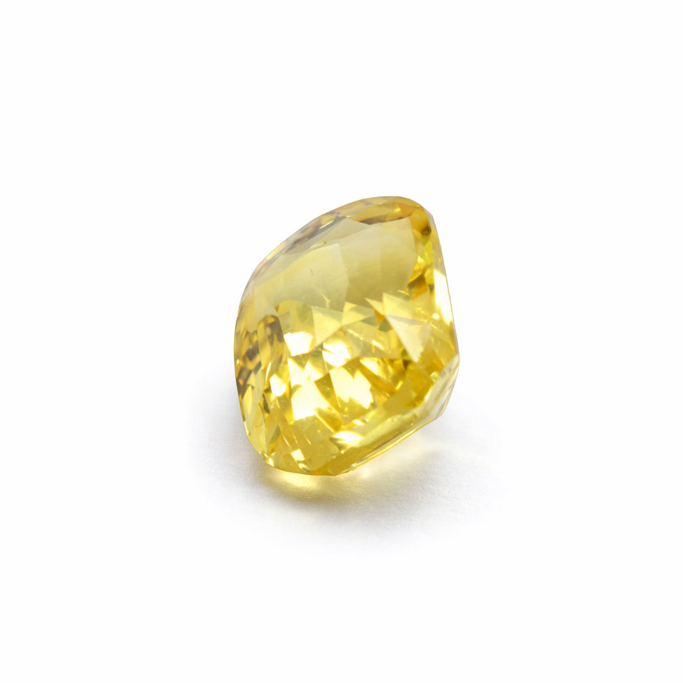 Natural Yellow Sapphire – Certified| 1.58ct Carat Step Cushion Cut