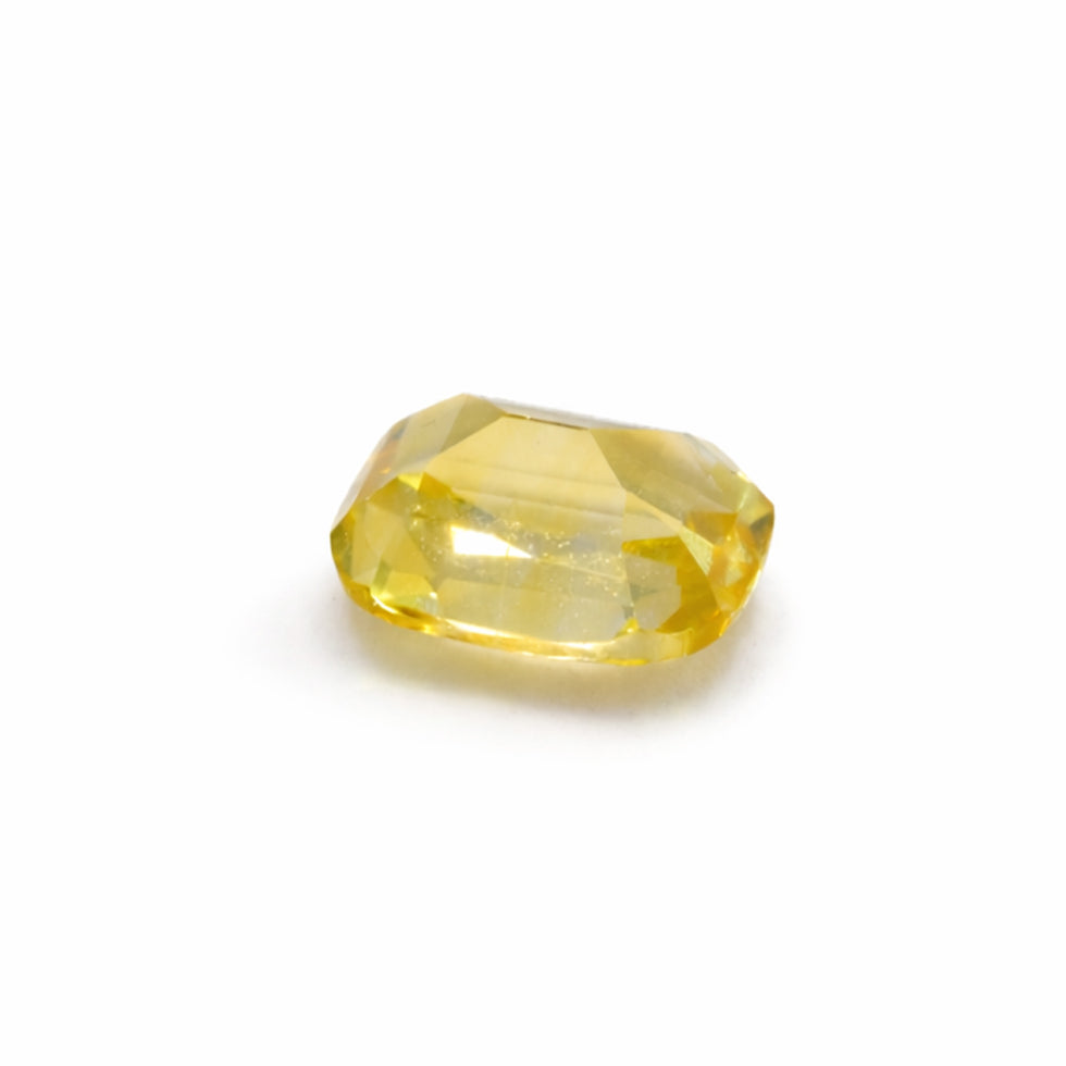 Natural Yellow Sapphire – Certified| 1.58ct Carat Step Cushion Cut