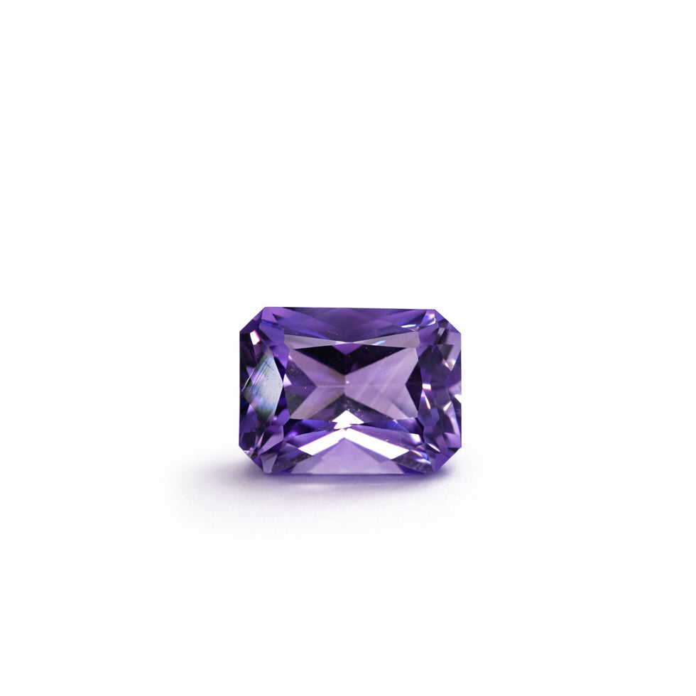 1.60ct Natural Ceylon Amethyst – Rectangle Mixed Cut – VVS Clarity – Untreated – Ethically Sourced