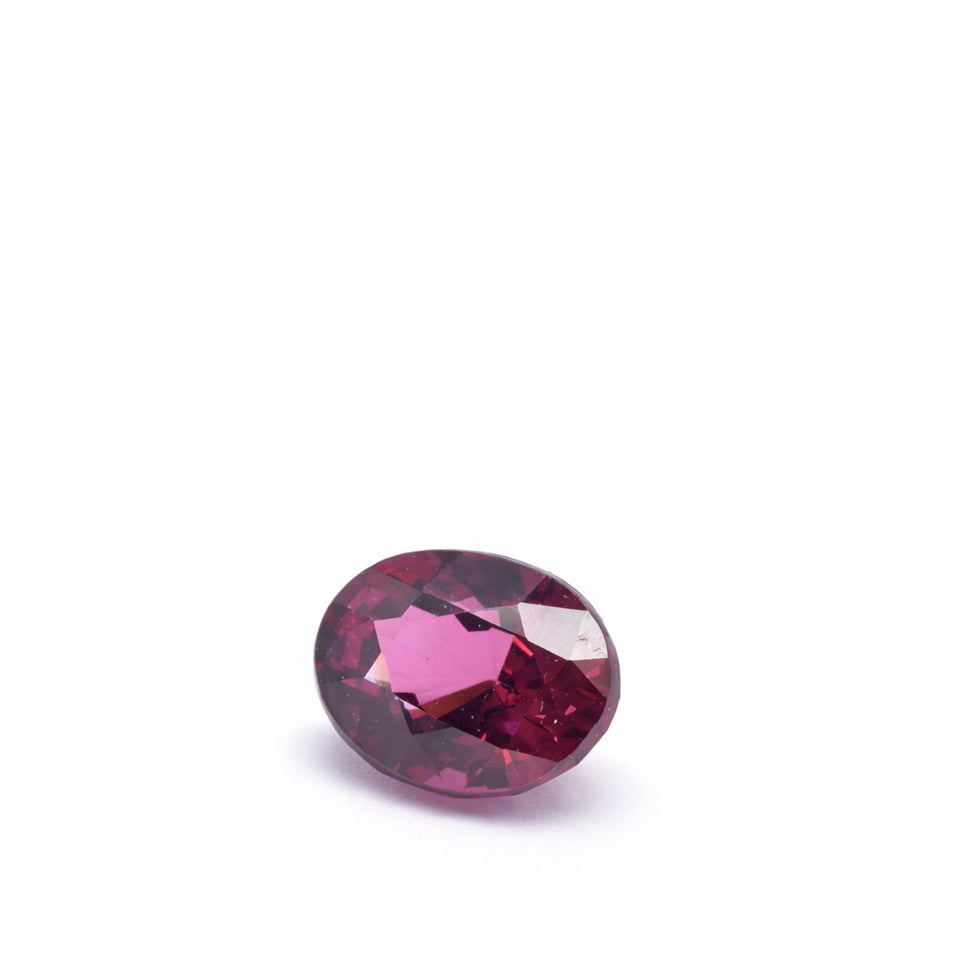 1.80ct Natural Pyrope Garnet – Pinkish-Purple Oval Step-Cut from Sri Lanka