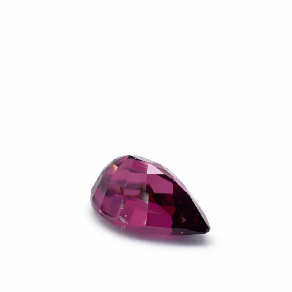 PYROPE GARNET – 2.4 Carat Pear Shape (VS) | Untreated | Ceylon