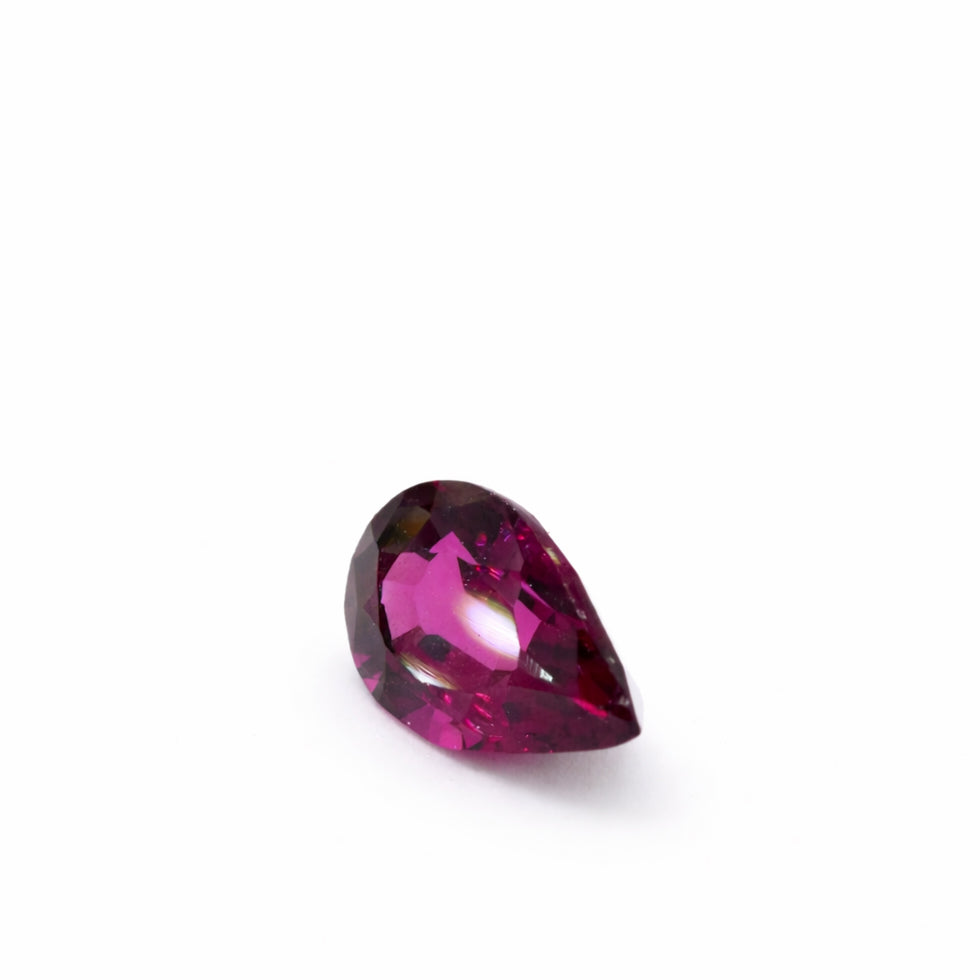 PYROPE GARNET – 2.4 Carat Pear Shape (VS) | Untreated | Ceylon