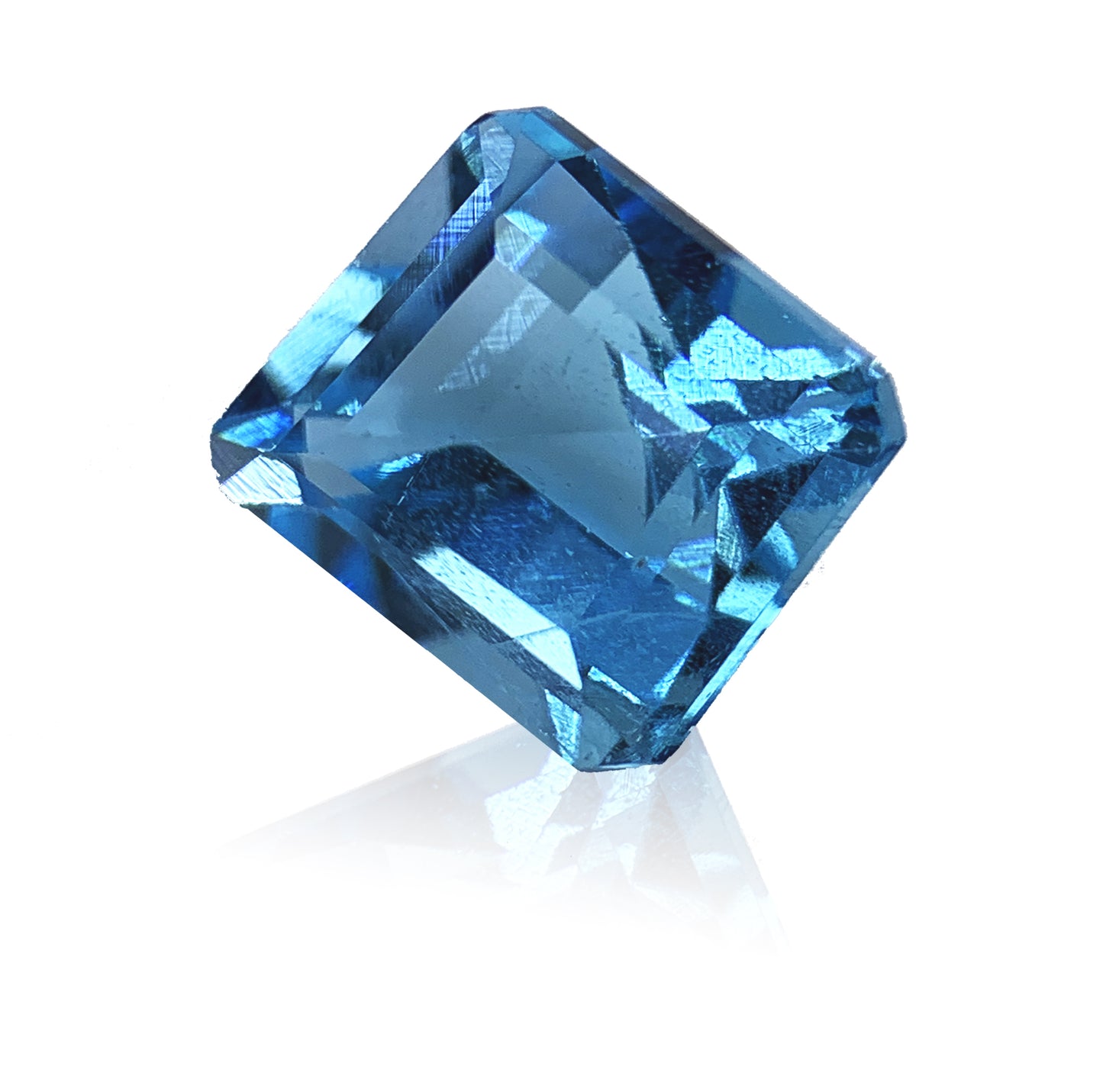 Natural Swiss Blue Topaz – Premium Cushion Mixed-Cut Gemstone (2.52 ct)