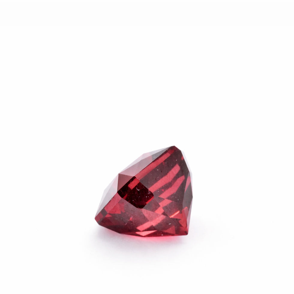 2.75 Ct Natural Almandine Garnet – Sri Lankan Origin | Rectangular Step Cut
